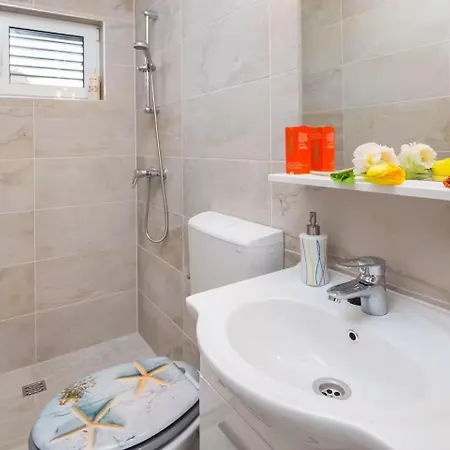 With Parking Space Rastici, Ciovo - 25224 * Trogir